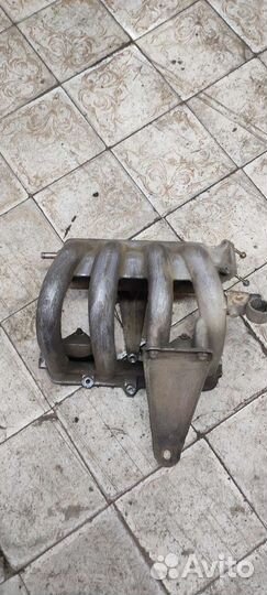 Впускной коллектор Чери Амулет А15