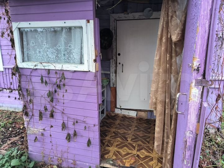 Дача 17,8 м² на участке 6 сот.