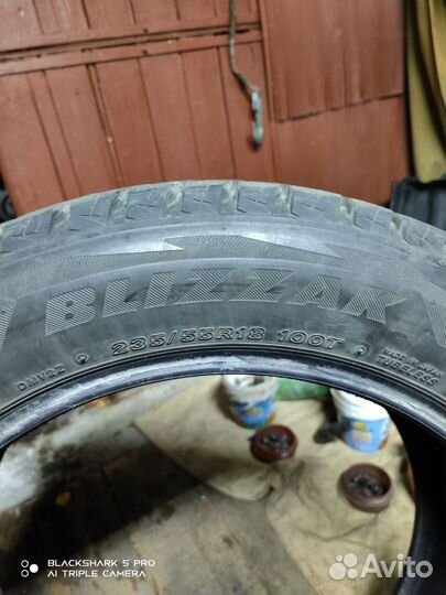 Bridgestone Blizzak DM-V2 235/55 R18 100T
