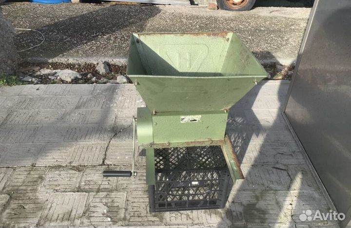 Дробилка для винограда