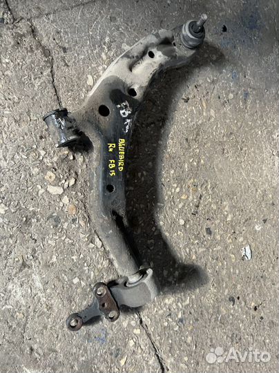 Рычаг передний правый Nissan Bluebird Sylphy