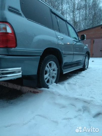 Защита порогов 42 мм Toyota Land Cruiser 100