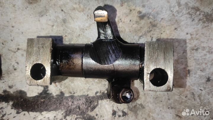 Коромысла нового образца мотоцикла Урал