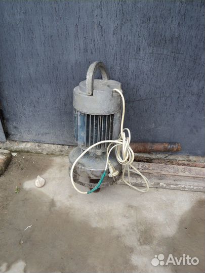Насос водяной электрический