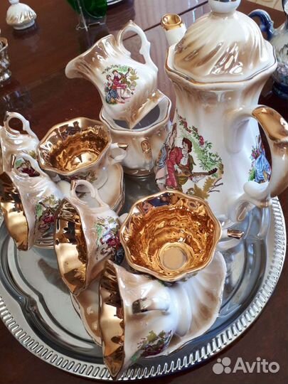 Сервизы чайный и кофейный