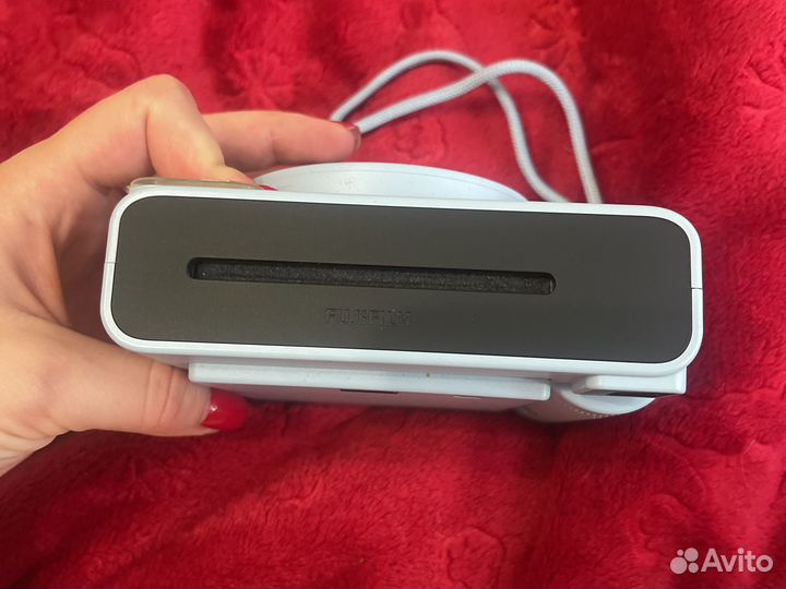Фотоаппарат моментальной печати instax sq1