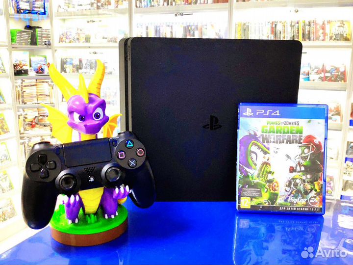 Sony PlayStation 4 + игра Растения против Зомби