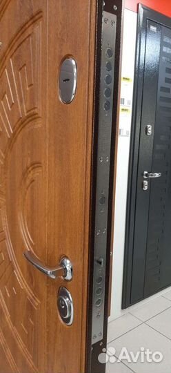 Входная дверь класса Люкс