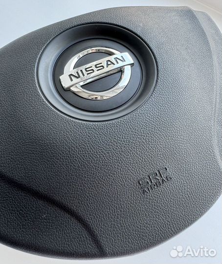 Крышка подушки безопасности Nissan Almera G15