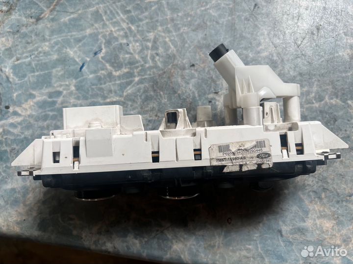 Блок управления печкой ford focus 2