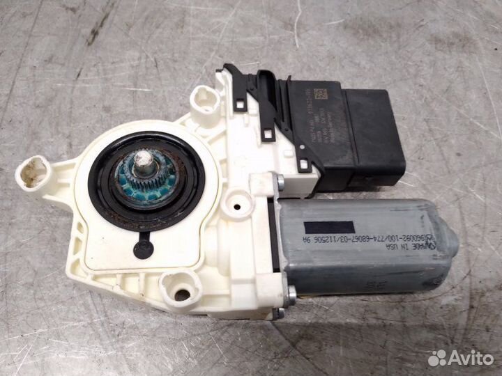 Мотор стеклоподъемника задний правый Volkswagen