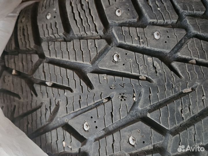 Nokian Tyres Hakkapeliitta 7 SUV 235/55 R17