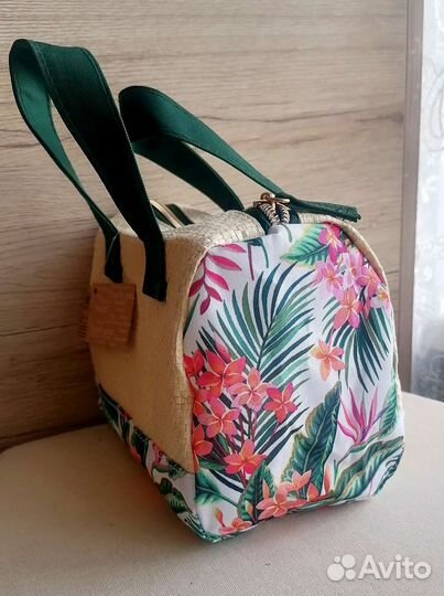 Косметичка Ив Роше Yves Rocher