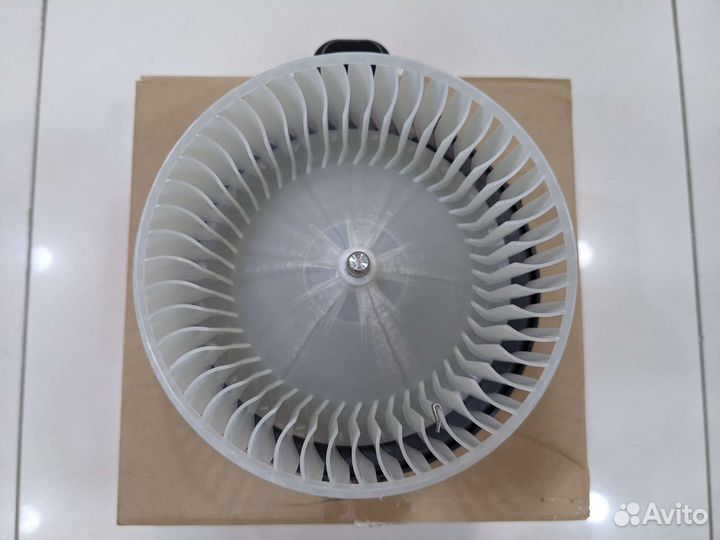 Мотор отопителя camry 07 / highlander 08 / venza