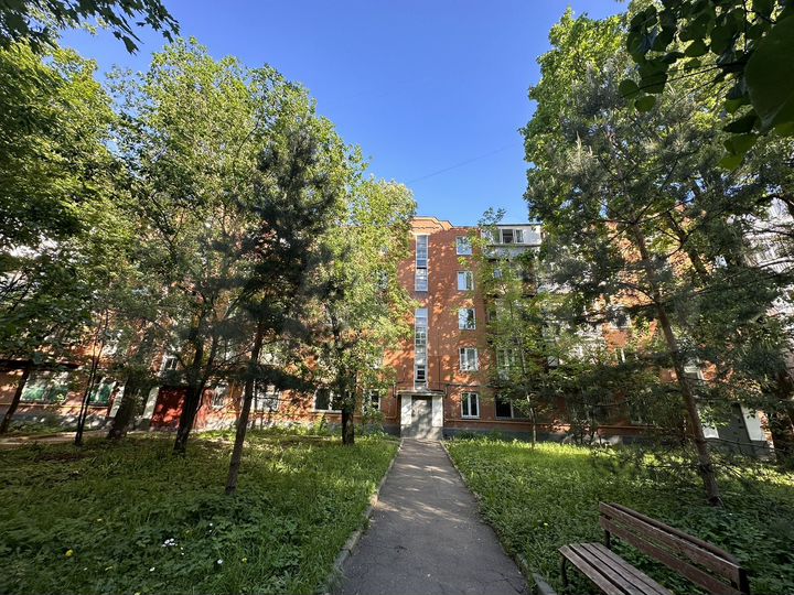 2-к. квартира, 55 м², 1/5 эт.