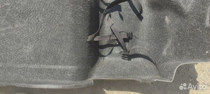 Мазда 3 bl обшивка багажника