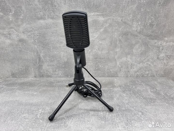 Микрофон Ritmix RDM-125 черный