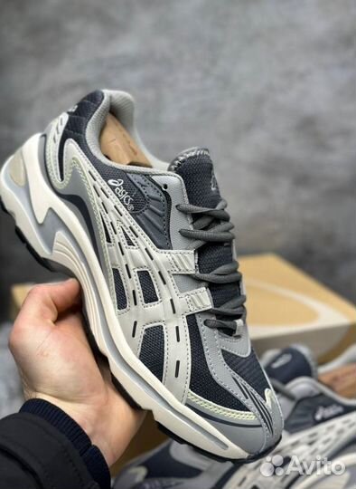 Серые Asics Preleus