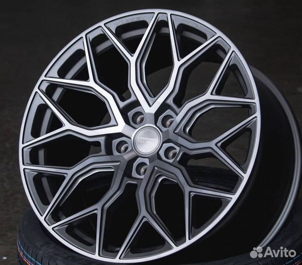 Диски кованные R22 GT Performance на Lexus LX570