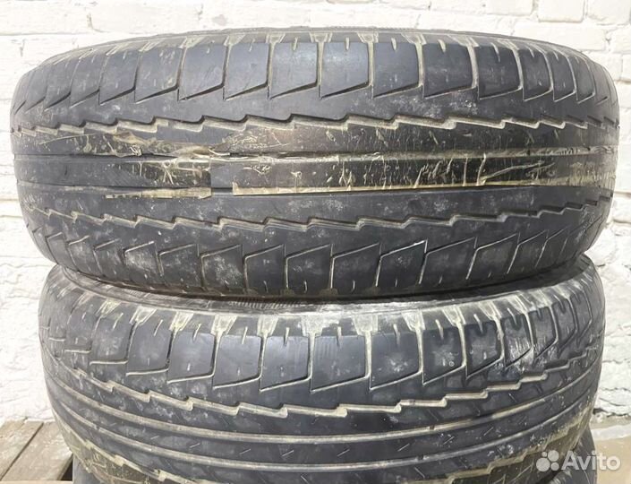 Kumho Road Venture ST KL11 225/75 R16 104H