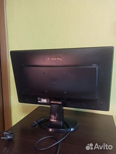 Монитор benq G2250