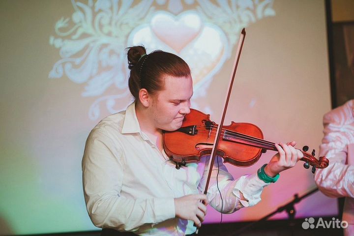 Музыкальное сопровождение праздника,живая музыка