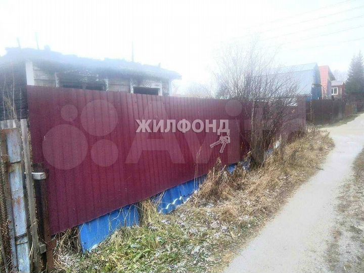 Дача 30 м² на участке 4 сот.