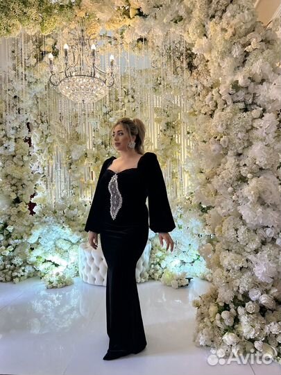 Вечернее платье