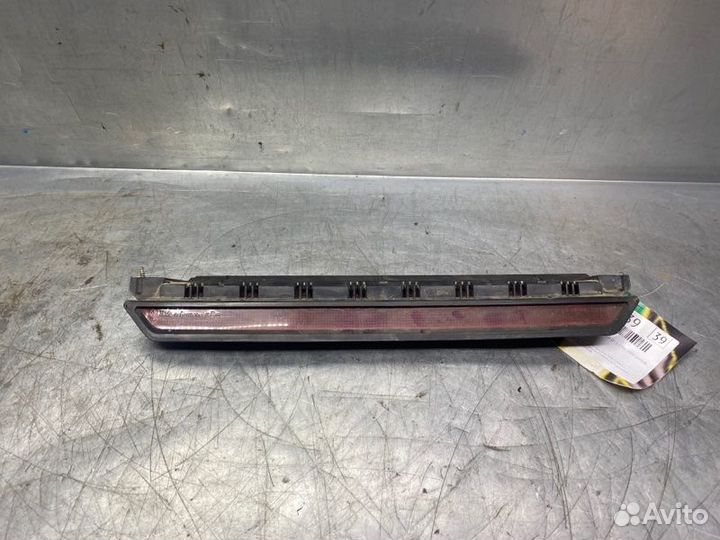 Фонарь задний (стоп сигнал) Volkswagen Passat B5 1