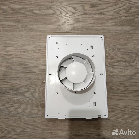 Вентилятор вытяжной осевой