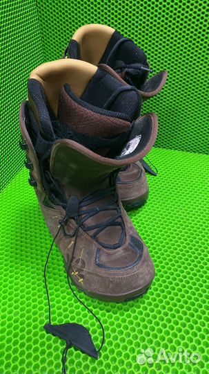 Сноубордические ботинки 43