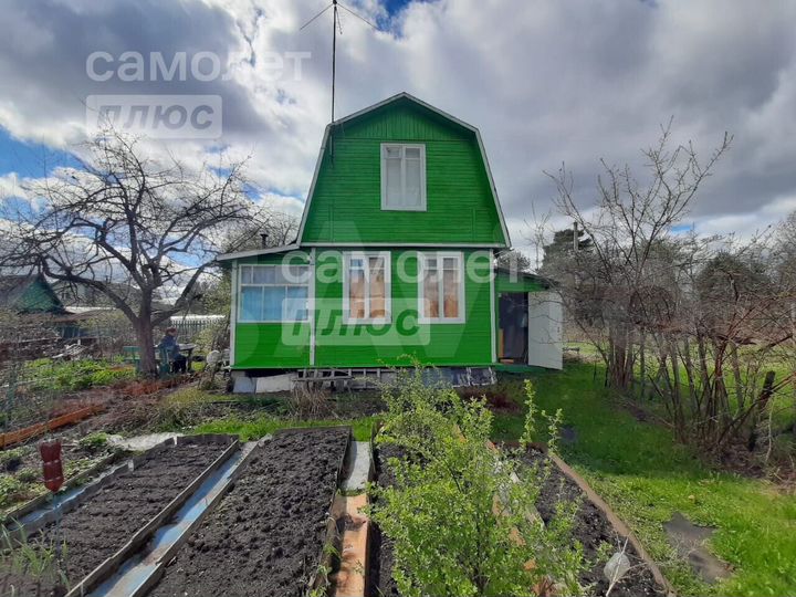 Дача 32 м² на участке 6 сот.