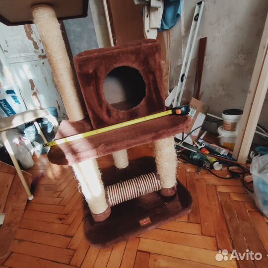 Домик для кошки с когтеточкой бу