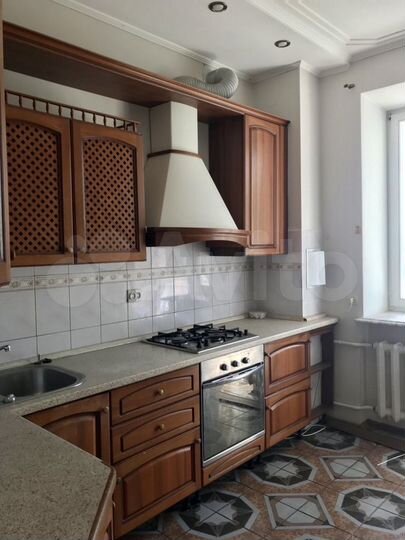 4-к. квартира, 133,7 м², 4/7 эт.