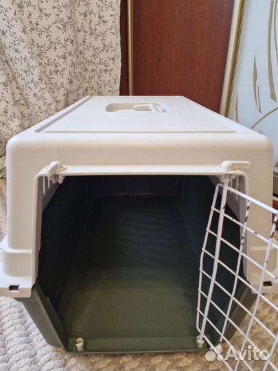 Переноска для кошек пластиковая