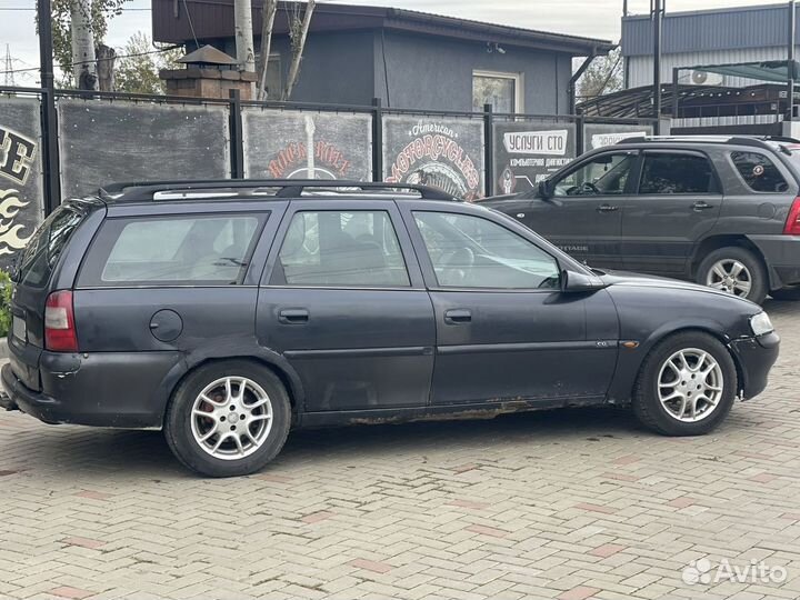 Opel Vectra 1.6 AT, 1997, 339 000 км