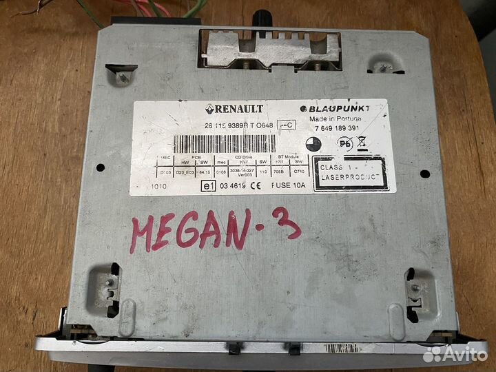 Магнитола от renault megan 3