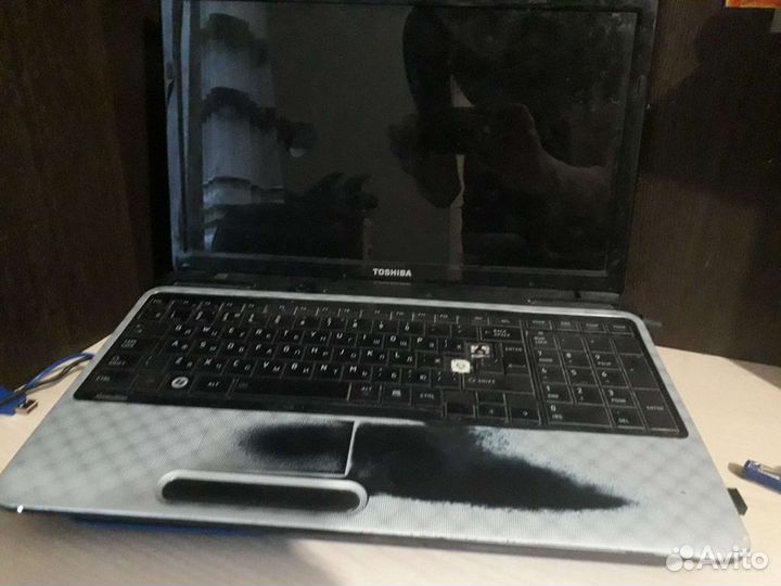 Ноутбук toshiba