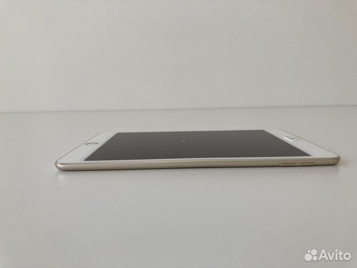 iPad mini 4, б/у