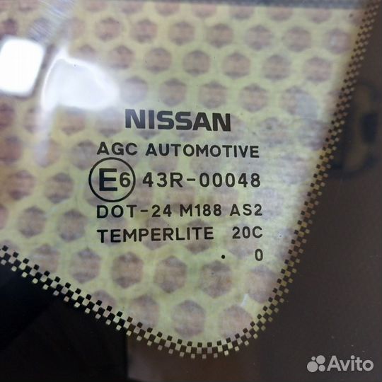 Стекло кузовное заднее правое Nissan Qashqai J10E