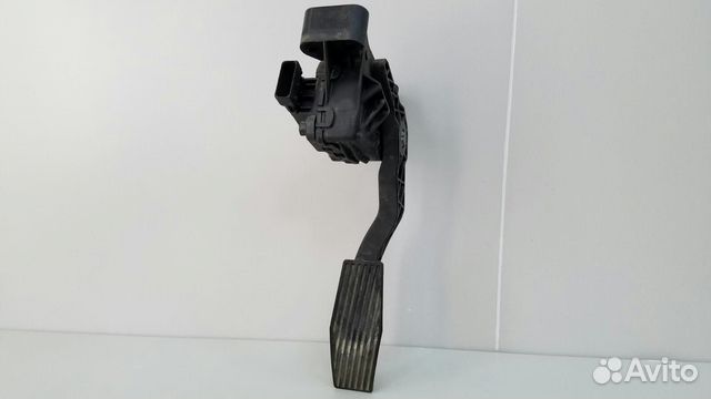 Педаль газа электронная Opel Astra H Z16XER 1.6Л