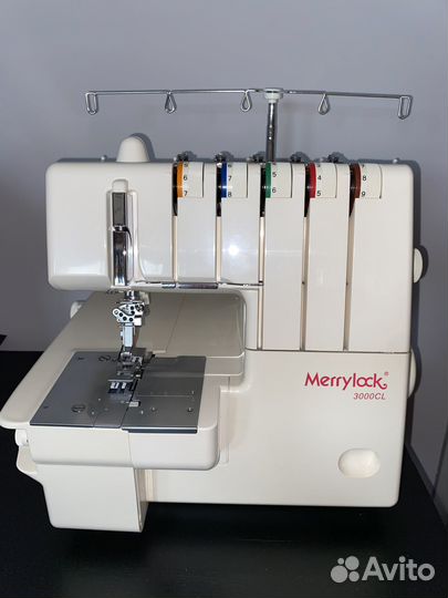 Коверлок/ оверлок/распошивальная машина Merrylock