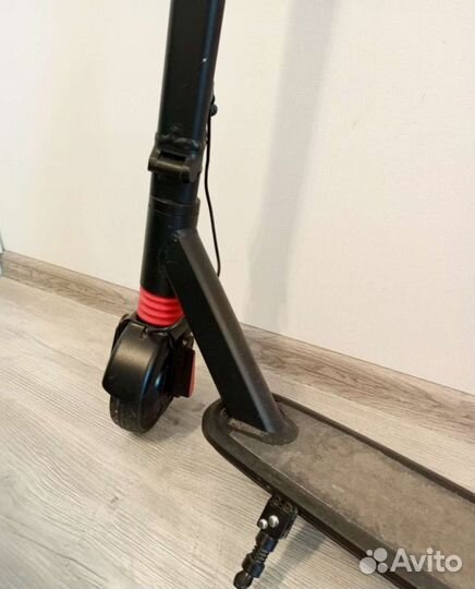 Электросамокат iconbit kick scooter tt v3