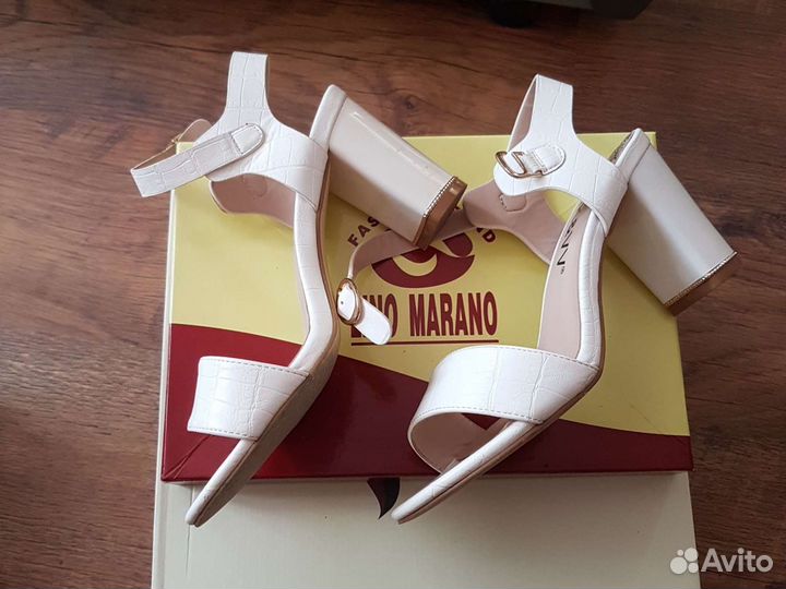 Босоножки женские 37 размер бу