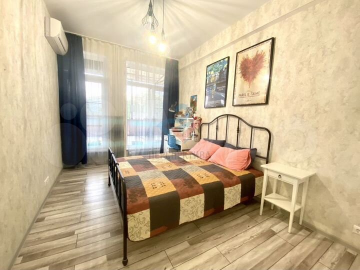 3-к. квартира, 80 м², 1/8 эт.