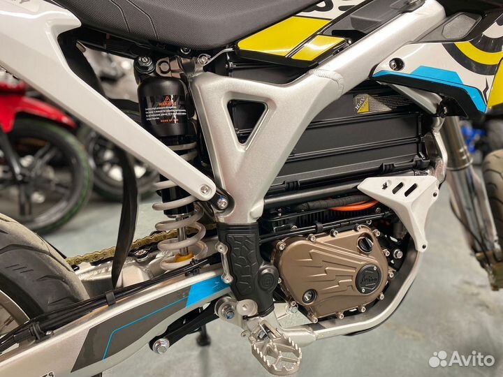 Электромотоцикл surron storm supermoto