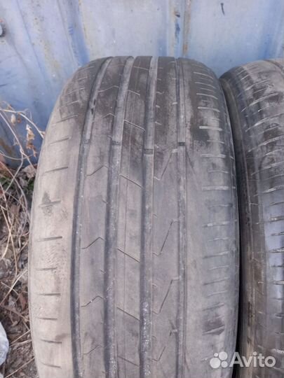 Hankook AH33 235/55 R17 98H