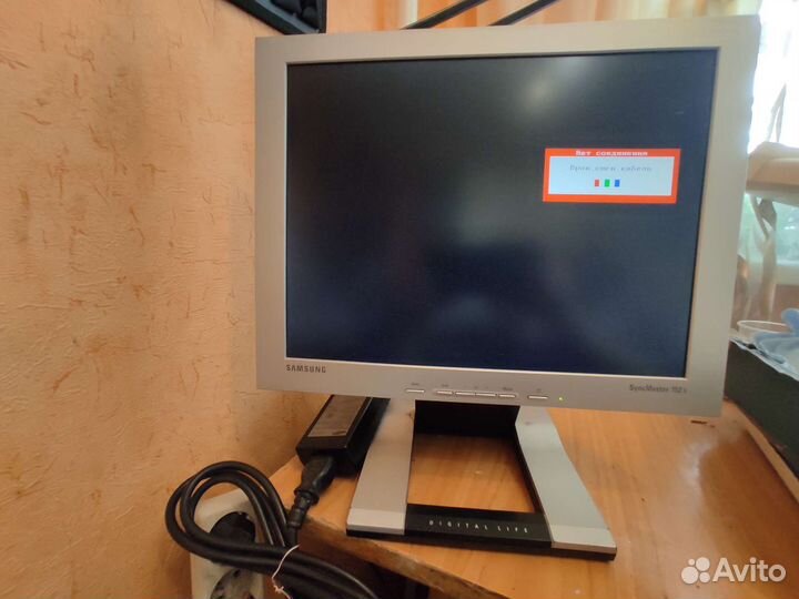 Монитор Samsung syncmaster 152s c