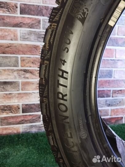 Michelin X-Ice North 4 SUV 265/60 R18 114T