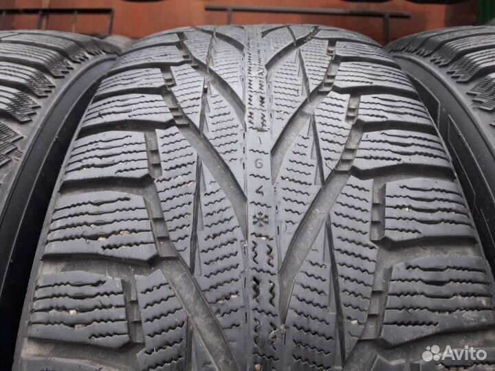 Nokian Tyres Hakkapeliitta R2 SUV 225/65 R17 106R